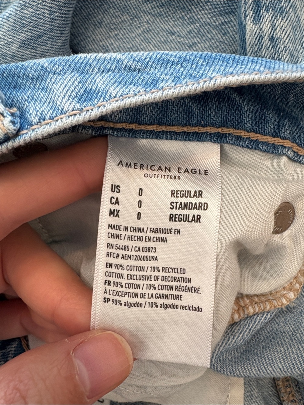 American Eagle Super High-Rise Baggy Wide Leg Distressed Jeans Light Wash Size 0 - Picture 7 of 8